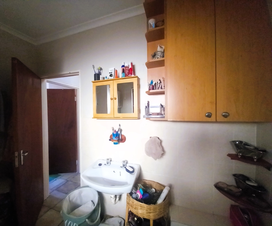 To Let 2 Bedroom Property for Rent in Jagtershof Western Cape
